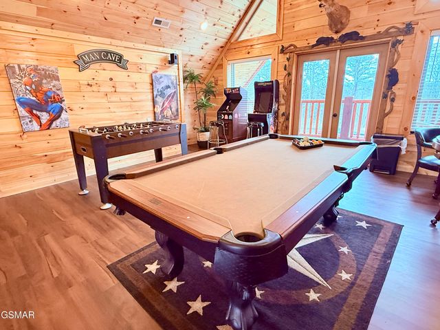 735 Timberlake Circle, Sevierville, TN 37876