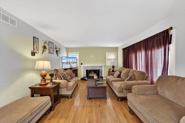4272 N 88th STREET, Milwaukee, WI 53222