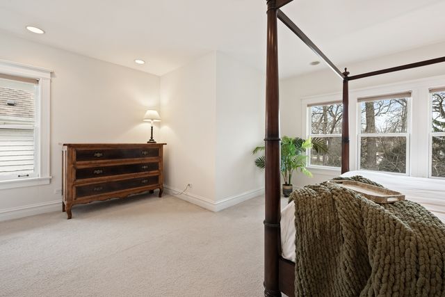 841 Prospect Avenue, Winnetka, IL 60093