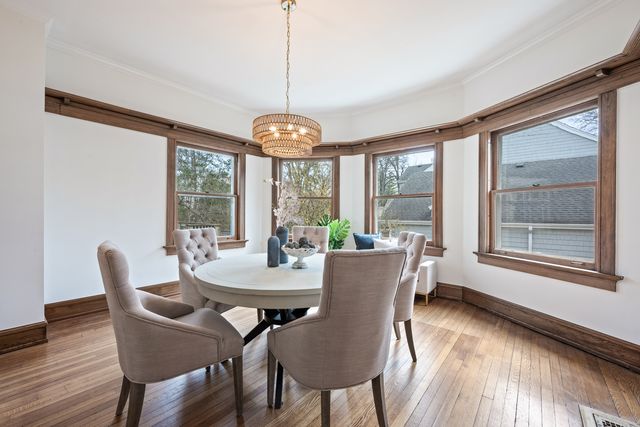 841 Prospect Avenue, Winnetka, IL 60093