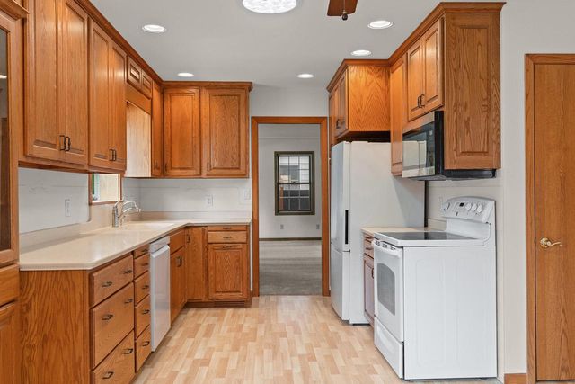 2721 Ray PLACE, La Crosse, WI 54601