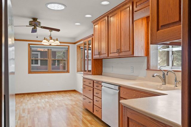 2721 Ray PLACE, La Crosse, WI 54601