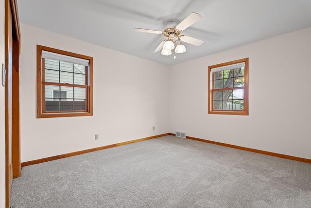 2721 Ray PLACE, La Crosse, WI 54601