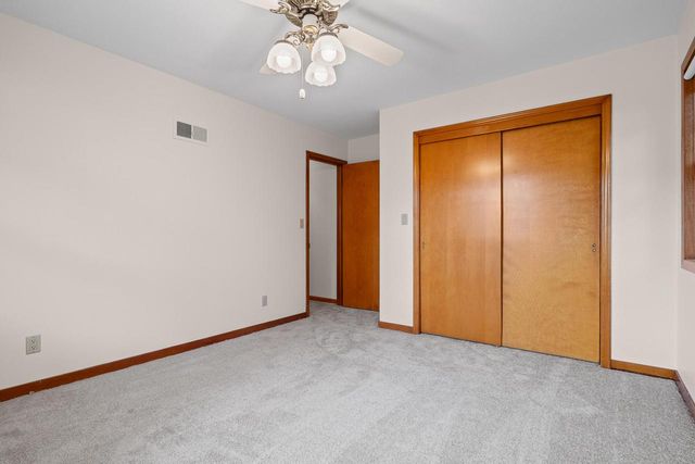 2721 Ray PLACE, La Crosse, WI 54601