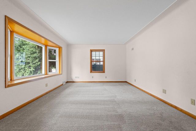 2721 Ray PLACE, La Crosse, WI 54601