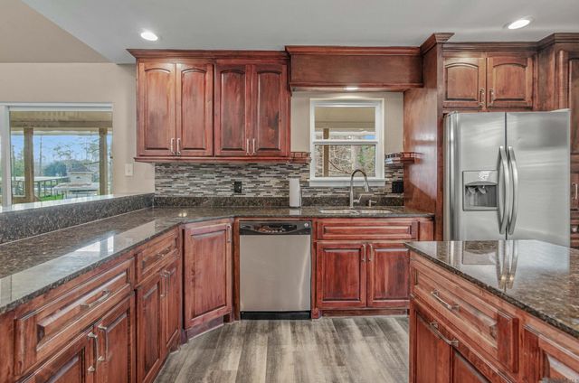 18210 Cooper St, Port Vincent, LA 70726