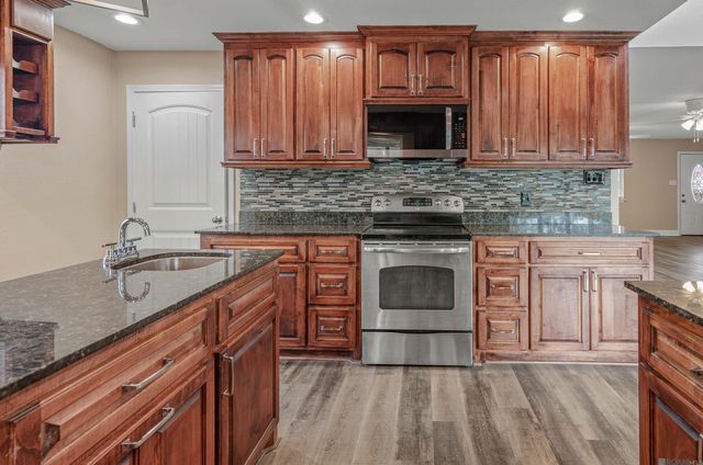 18210 Cooper St, Port Vincent, LA 70726