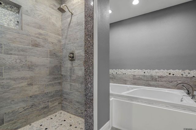 18210 Cooper St, Port Vincent, LA 70726