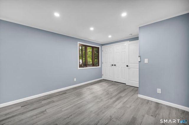 19 Smithfield Avenue, Meriden, CT 06451