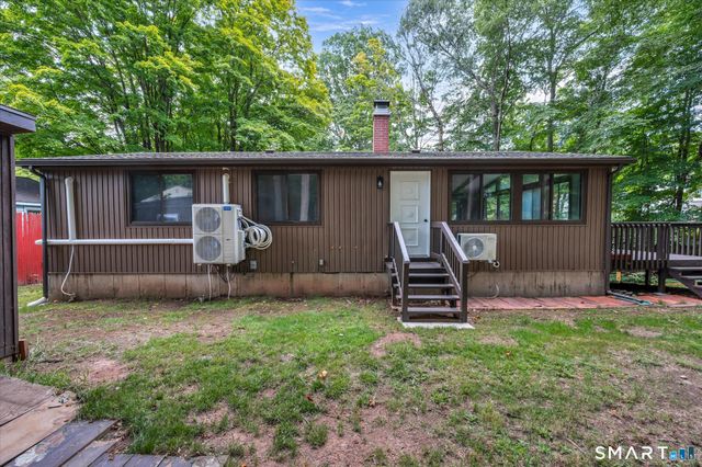 19 Smithfield Avenue, Meriden, CT 06451