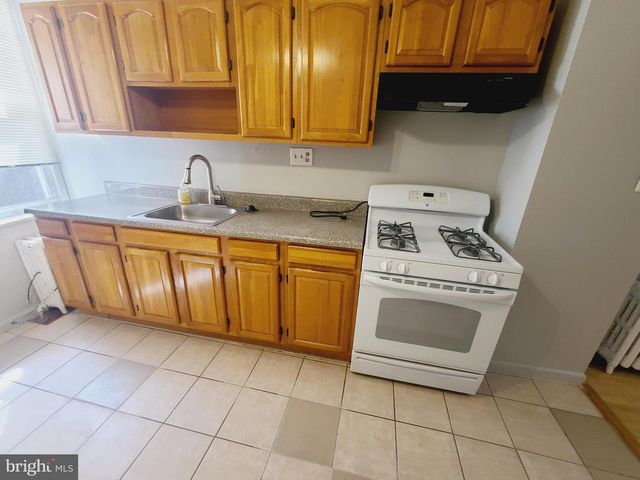 808 SOUTH ST, Philadelphia, PA 19147