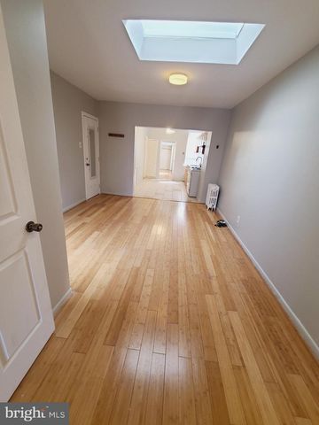 808 SOUTH ST, Philadelphia, PA 19147