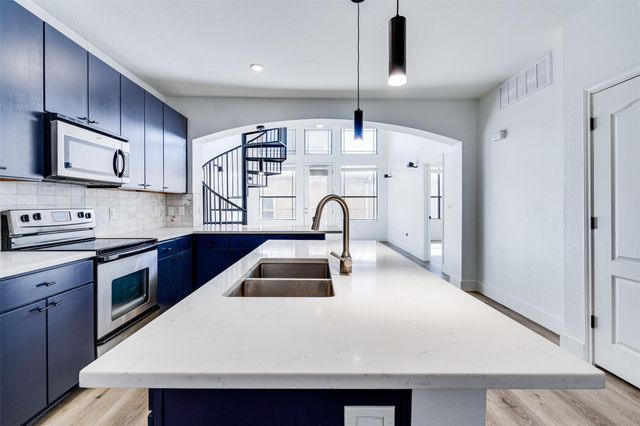 2505 San Gabriel ST 600, Austin, TX 78705