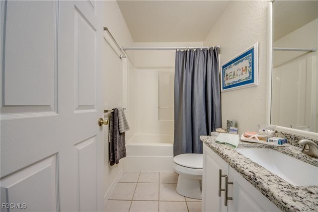 4528 SW 7th PL, Cape Coral, FL 33914