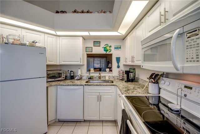 4528 SW 7th PL, Cape Coral, FL 33914