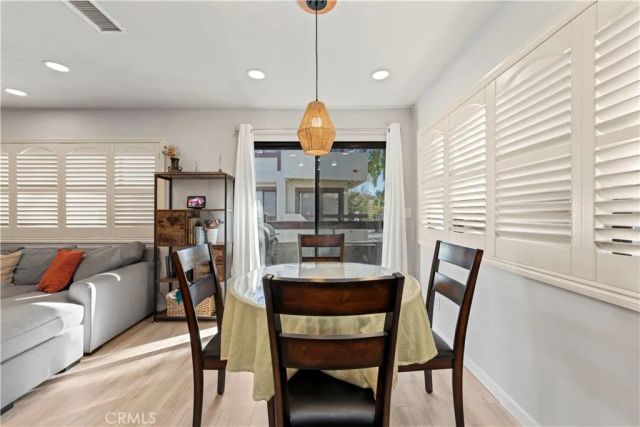 18122 Sundowner 1101, Canyon Country, CA 91387