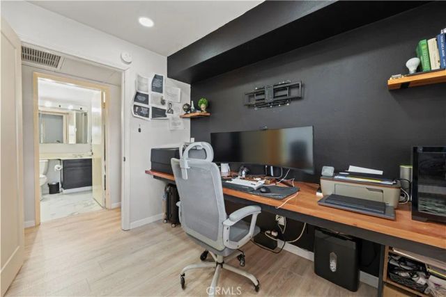 18122 Sundowner 1101, Canyon Country, CA 91387