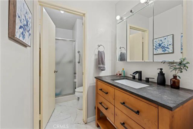 18122 Sundowner 1101, Canyon Country, CA 91387