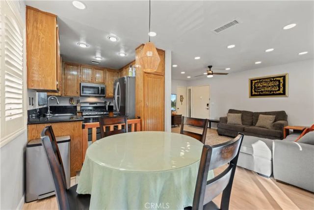 18122 Sundowner 1101, Canyon Country, CA 91387