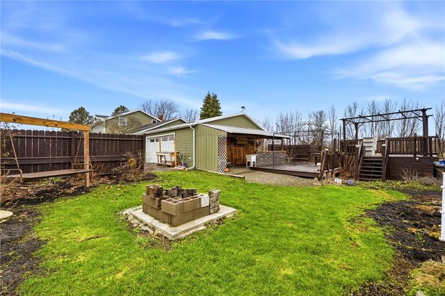 3661 Long Bridge Road, Albion, NY 14411