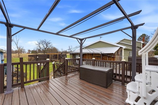 3661 Long Bridge Road, Albion, NY 14411