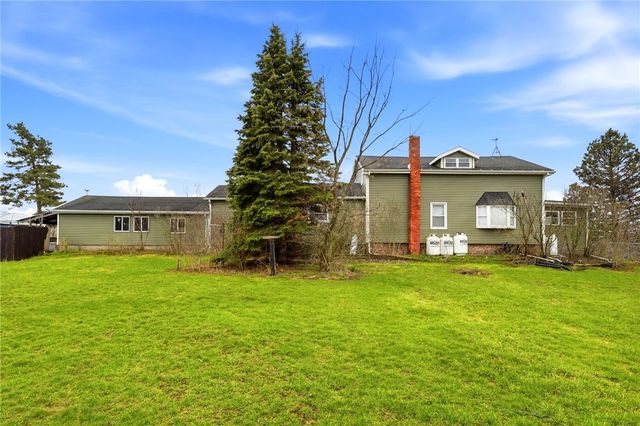 3661 Long Bridge Road, Albion, NY 14411