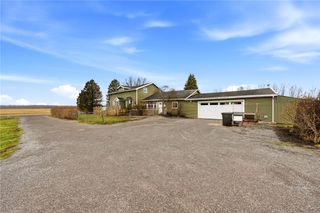 3661 Long Bridge Road, Albion, NY 14411