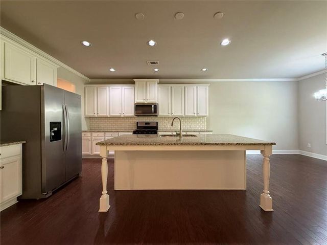 3059 Ivy Crossing Drive, Buford, GA 30519
