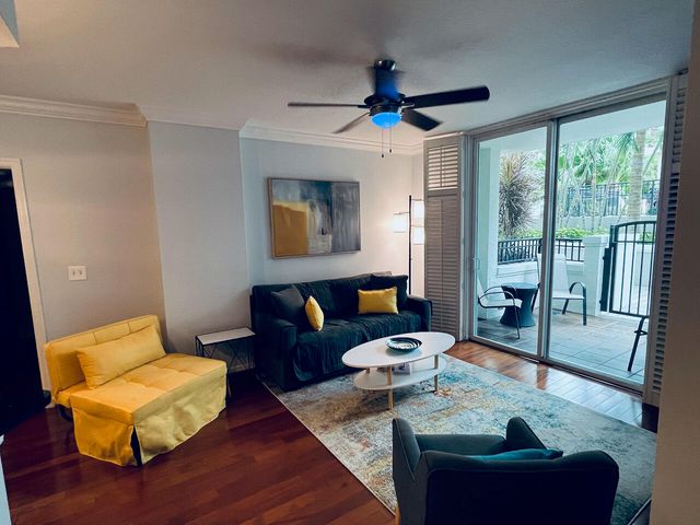 600 S Dixie Highway 522, West Palm Beach, FL 33401