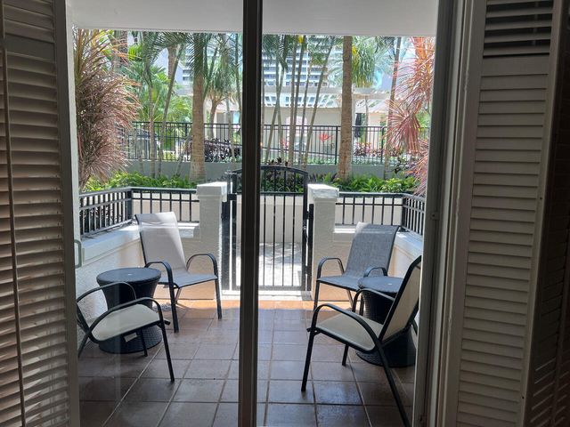 600 S Dixie Highway 522, West Palm Beach, FL 33401