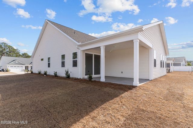 692 Edgeside Drive SE, Bolivia, NC 28422