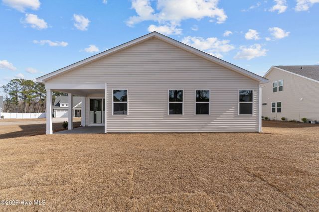 692 Edgeside Drive SE, Bolivia, NC 28422