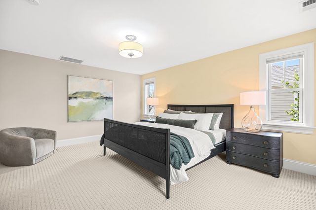 32 Lillian Way 32, Wayland, MA 01778