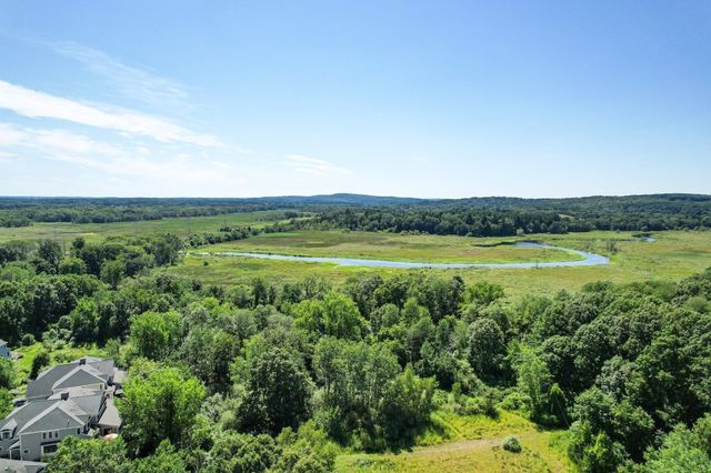 32 Lillian Way 32, Wayland, MA 01778