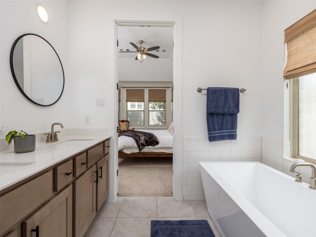 233 Arrowhead Mound RD, Georgetown, TX 78628