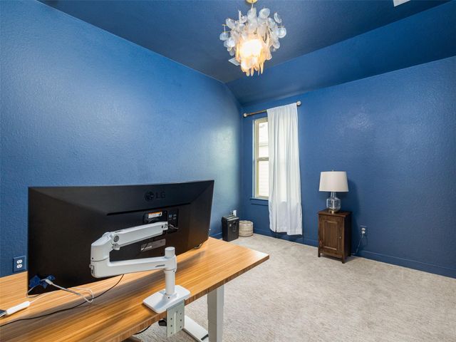 233 Arrowhead Mound RD, Georgetown, TX 78628