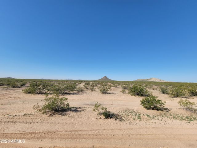 3420 N Camden Drive, Florence, AZ 85132