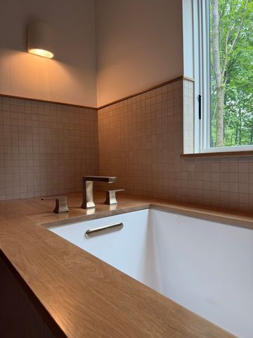 33 Hardwood Hill, Hinesburg, VT 05461