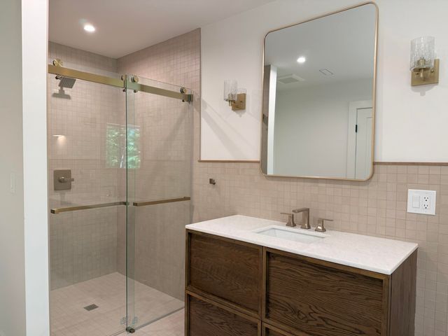 33 Hardwood Hill, Hinesburg, VT 05461