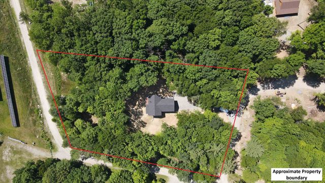 33 Hardwood Hill, Hinesburg, VT 05461