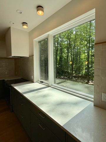 33 Hardwood Hill, Hinesburg, VT 05461