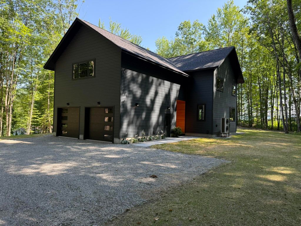 33 Hardwood Hill, Hinesburg, VT 05461