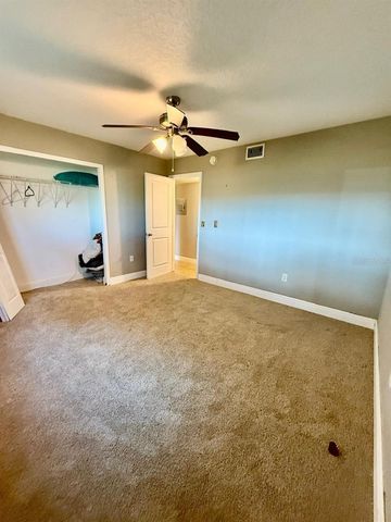 900 LAKE DESTINY ROAD B, Altamonte Springs, FL 32714