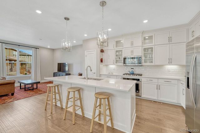 7184 Bedlam Drive, Castle Pines, CO 80108