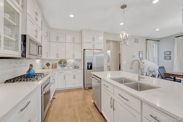 7184 Bedlam Drive, Castle Pines, CO 80108