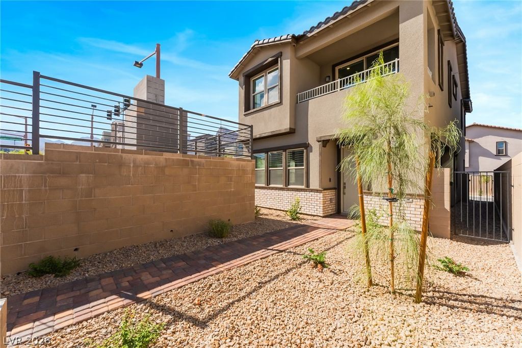 11545 Rookery Avenue, Las Vegas, NV 89138 — photo 5