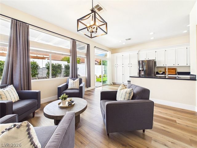 10312 Pinto Creek Lane, Las Vegas, NV 89144