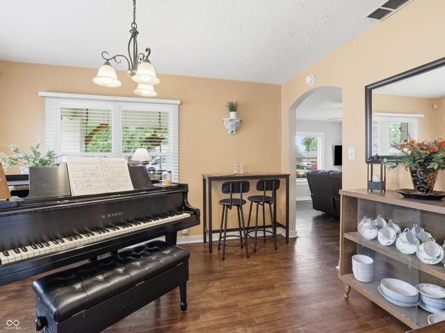 505 E 1st Street, Sheridan, IN 46069