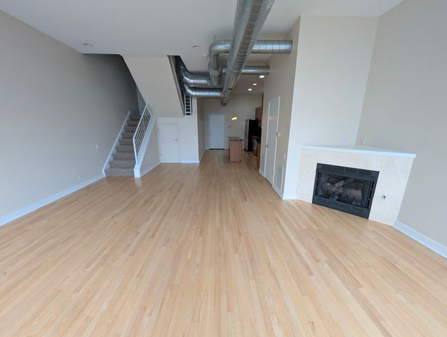 5115 N Clark Street 3F, Chicago, IL 60640