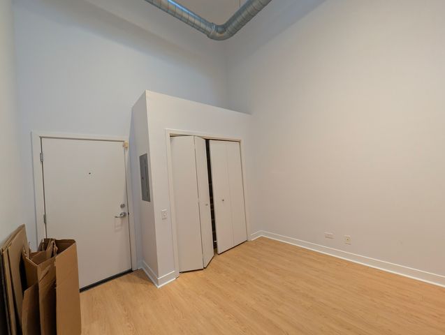 5115 N Clark Street 3F, Chicago, IL 60640